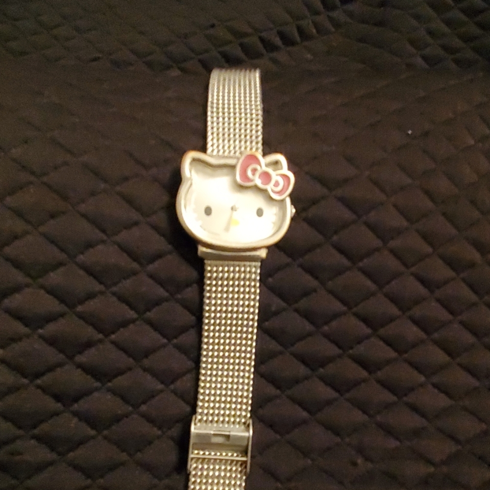 Silver Hello Kitty watch